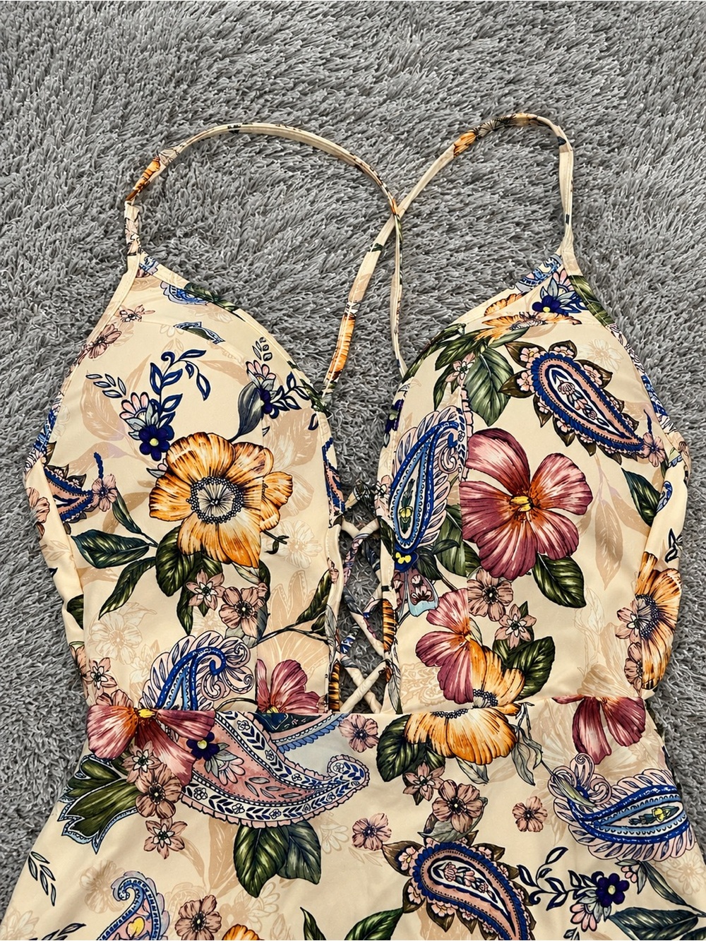 JETS Australia by Jessika Allen - Floral Paisley One-Piece Swimsuit - Picture 2 of 5